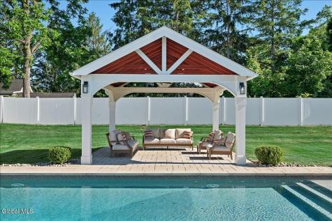 7 Pond View Drive Clifton Park NY 12065