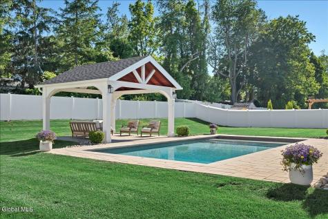 7 Pond View Drive Clifton Park NY 12065