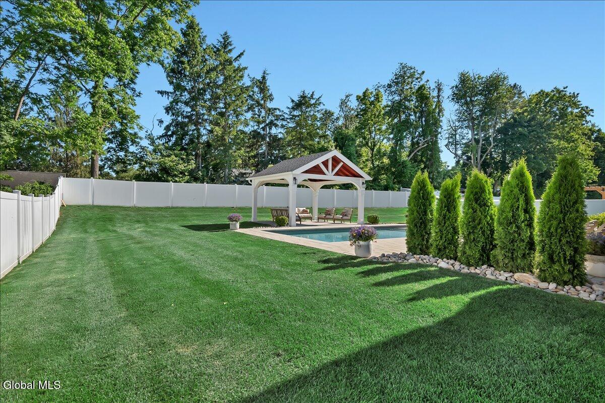 7 Pond View Drive Clifton Park NY 12065