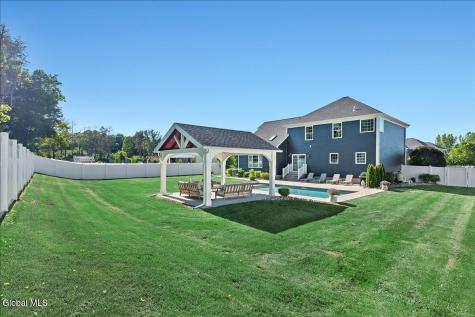 7 Pond View Drive Clifton Park NY 12065