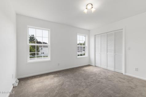 2104 Pinelawn Avenue Schenectady NY 12306