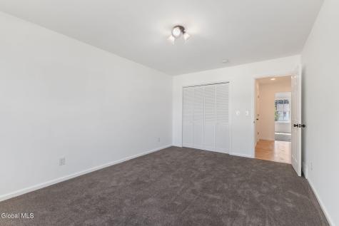 2104 Pinelawn Avenue Schenectady NY 12306