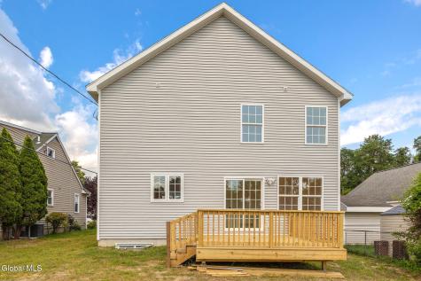 2104 Pinelawn Avenue Schenectady NY 12306