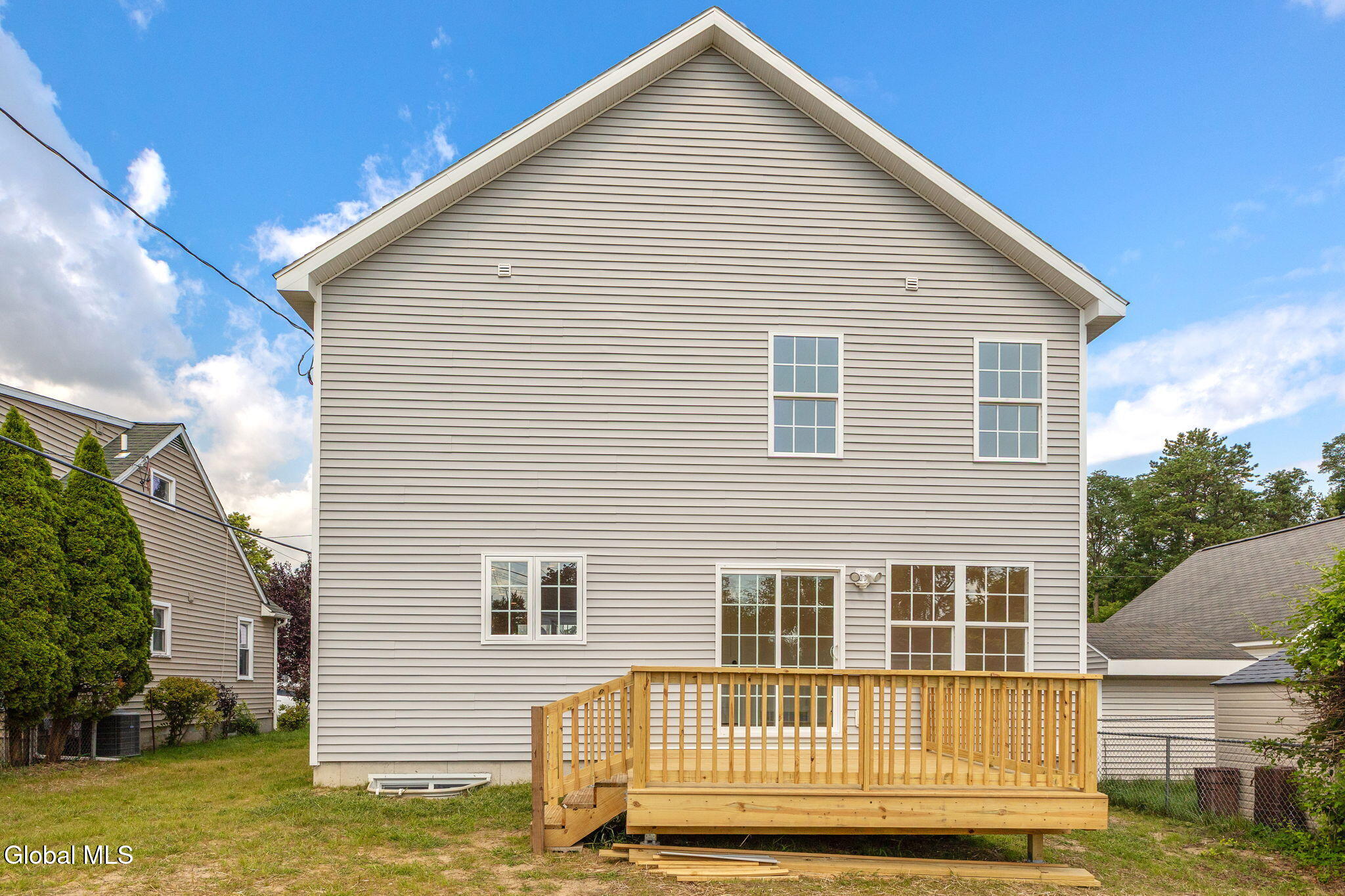 2104 Pinelawn Avenue Schenectady NY 12306