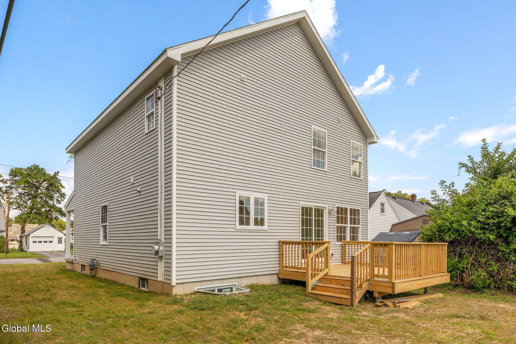 2104 Pinelawn Avenue Schenectady NY 12306