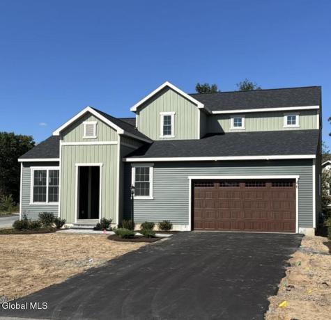 46 Wheatfield Way Mechanicville NY 12118