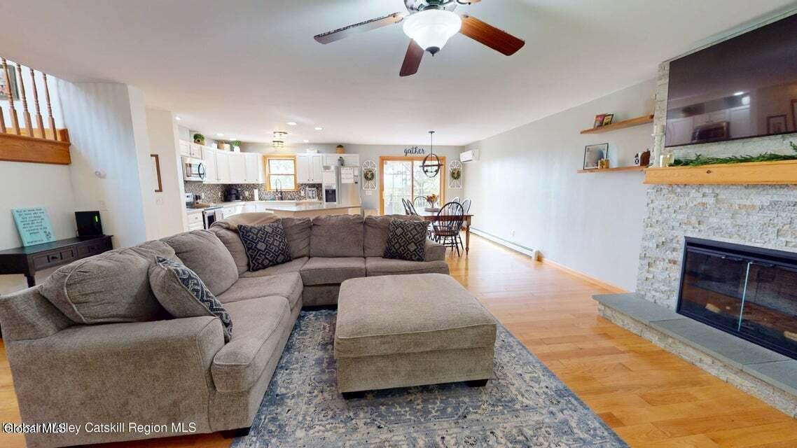 300 Hinrichsen Heights Road Coxsackie NY 12051