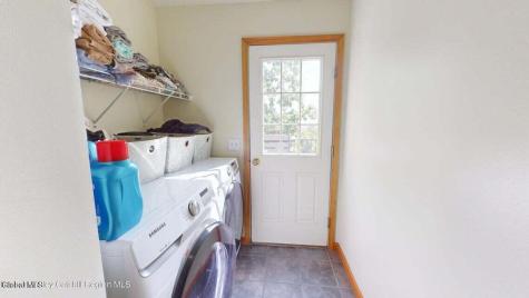 300 Hinrichsen Heights Road Coxsackie NY 12051