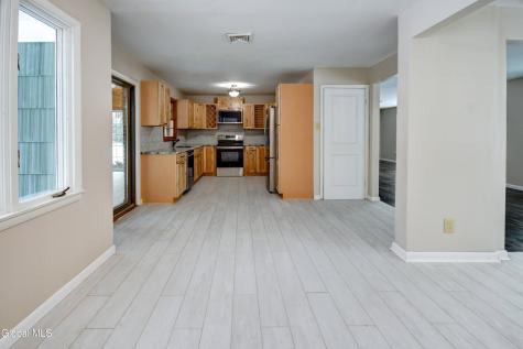 179 Steadwell Road Amsterdam NY 12010