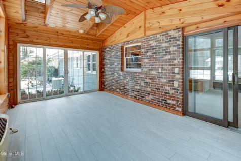 179 Steadwell Road Amsterdam NY 12010