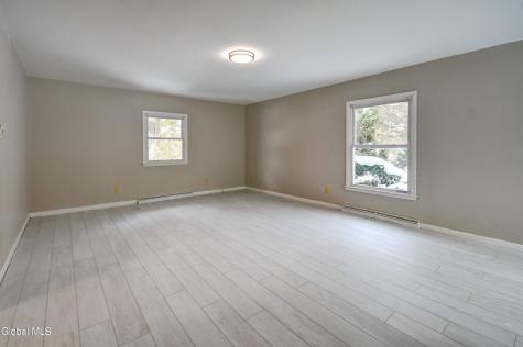 179 Steadwell Road Amsterdam NY 12010