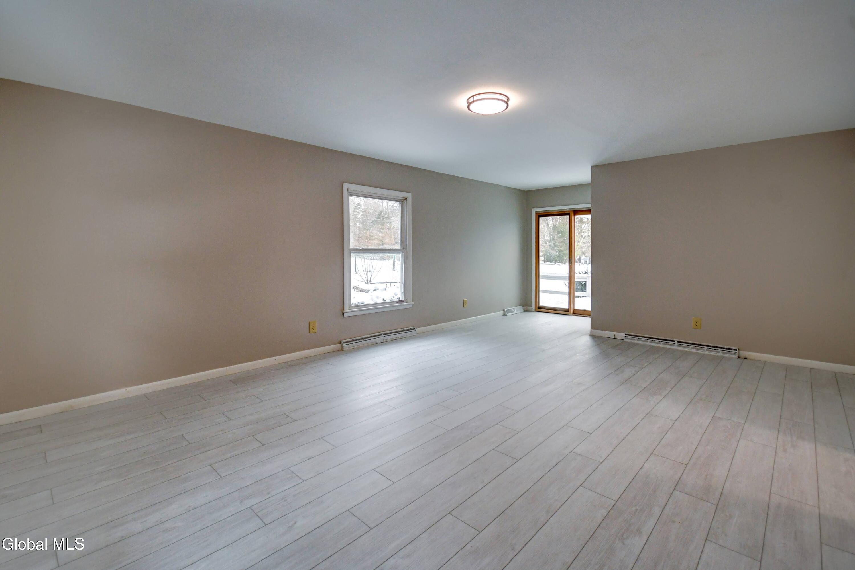 179 Steadwell Road Amsterdam NY 12010