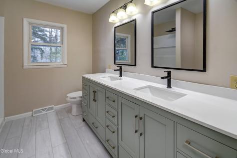 179 Steadwell Road Amsterdam NY 12010