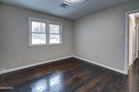 179 Steadwell Road Amsterdam NY 12010