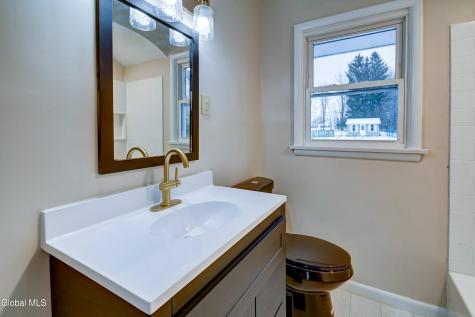 179 Steadwell Road Amsterdam NY 12010