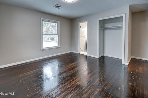 179 Steadwell Road Amsterdam NY 12010