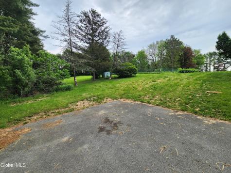 179 Steadwell Road Amsterdam NY 12010