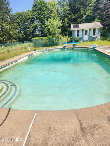 179 Steadwell Road Amsterdam NY 12010