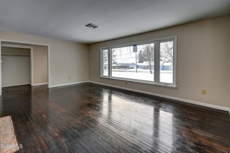 179 Steadwell Road Amsterdam NY 12010