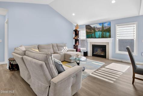 267 Consaul Road Albany NY 12205