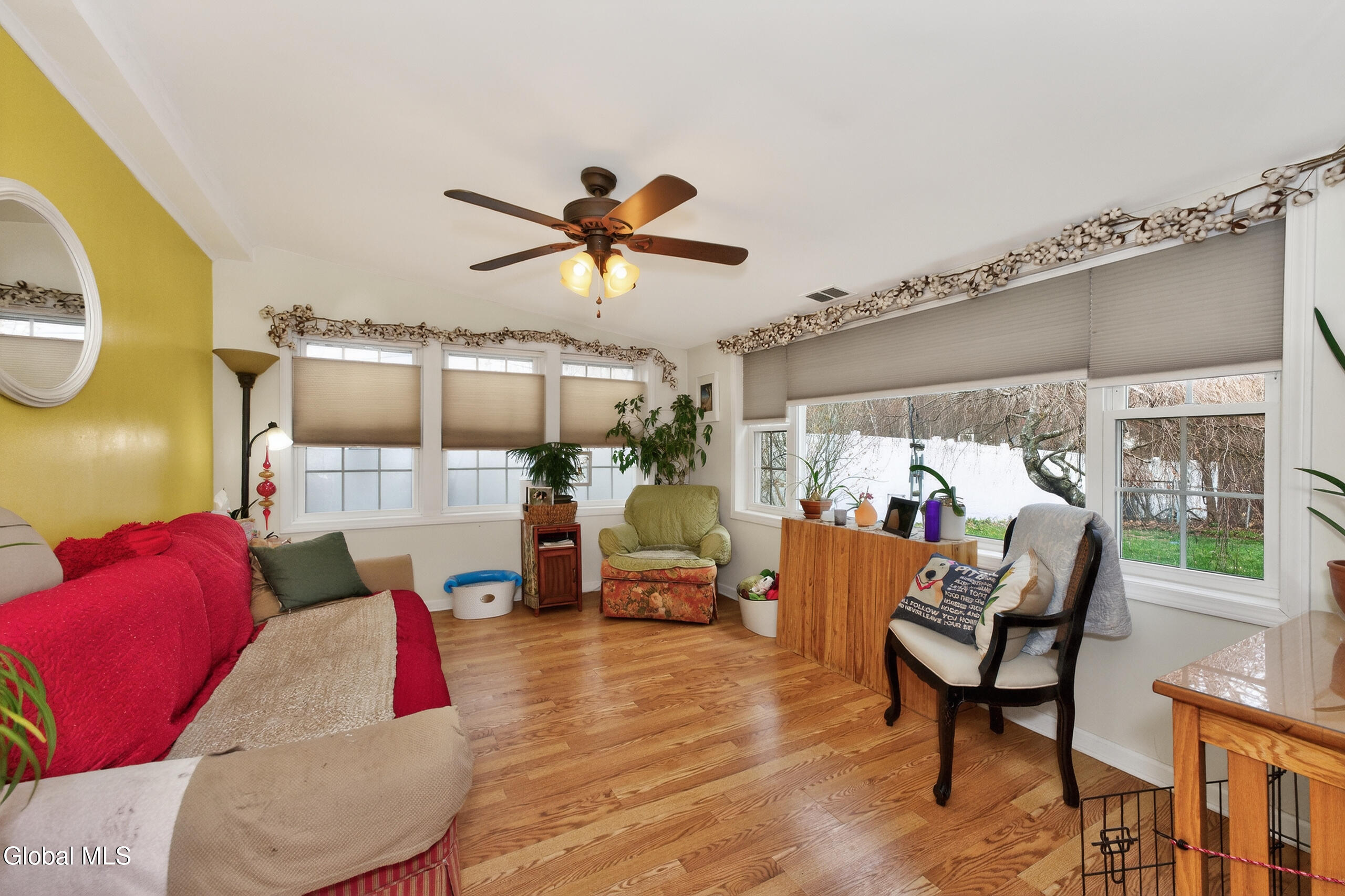 41 Vics Court Albany NY 12205