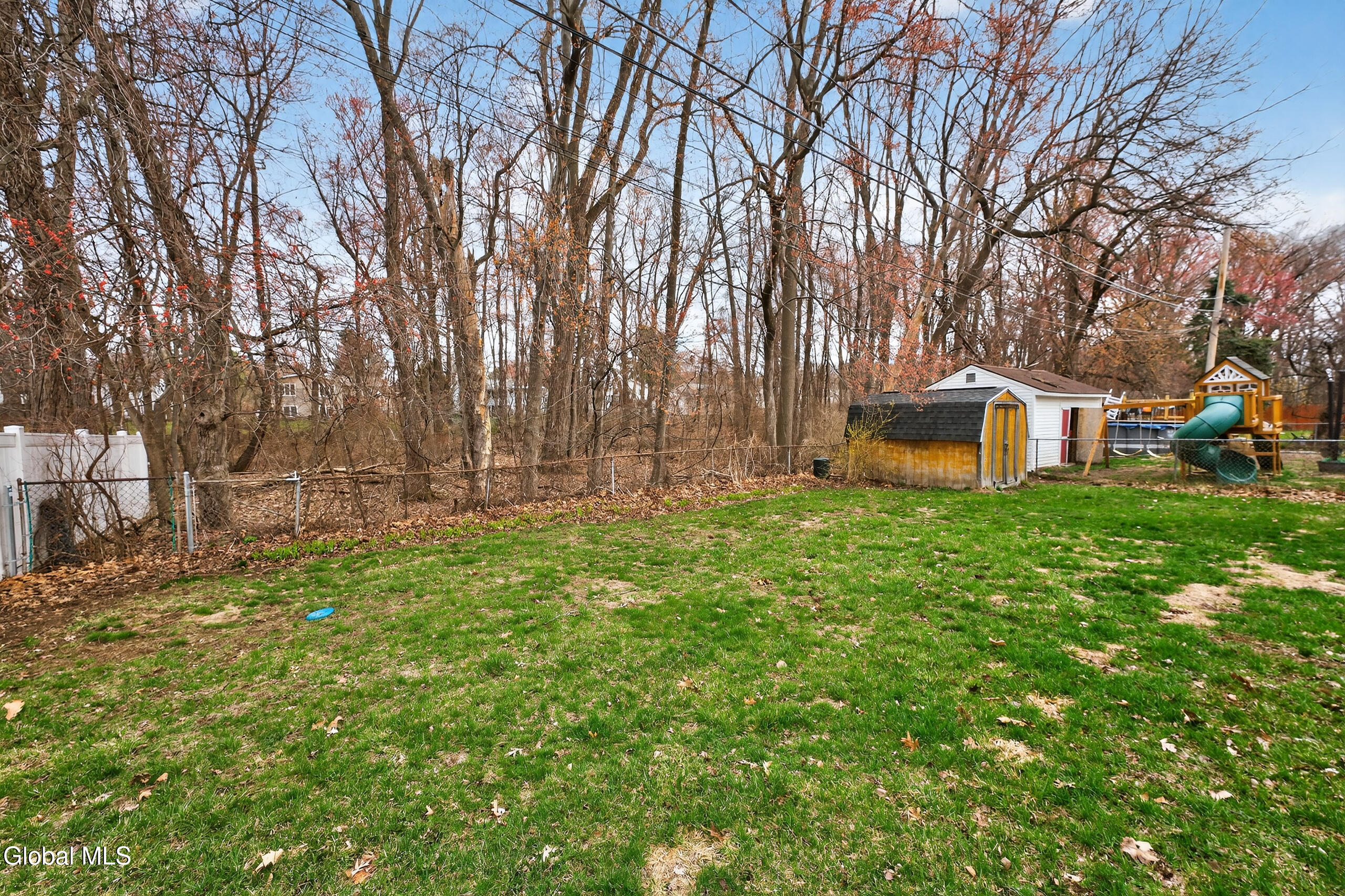 41 Vics Court Albany NY 12205