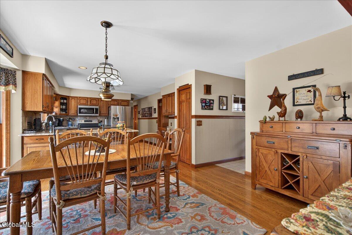 10 Timberwick Drive Clifton Park NY 12065