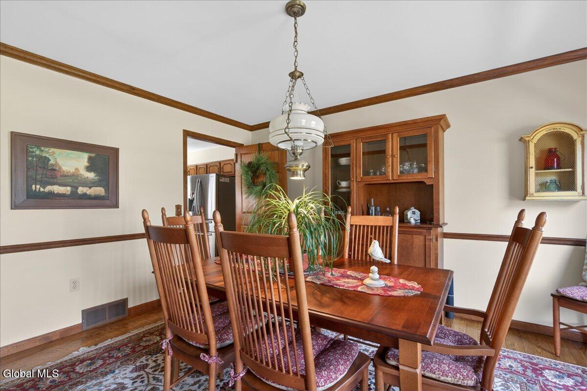 10 Timberwick Drive Clifton Park NY 12065