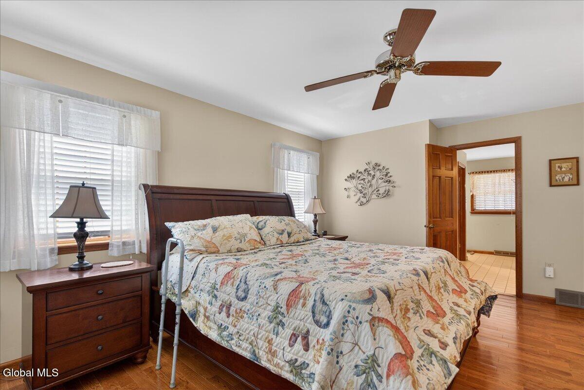 10 Timberwick Drive Clifton Park NY 12065