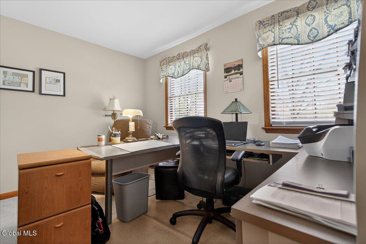 10 Timberwick Drive Clifton Park NY 12065
