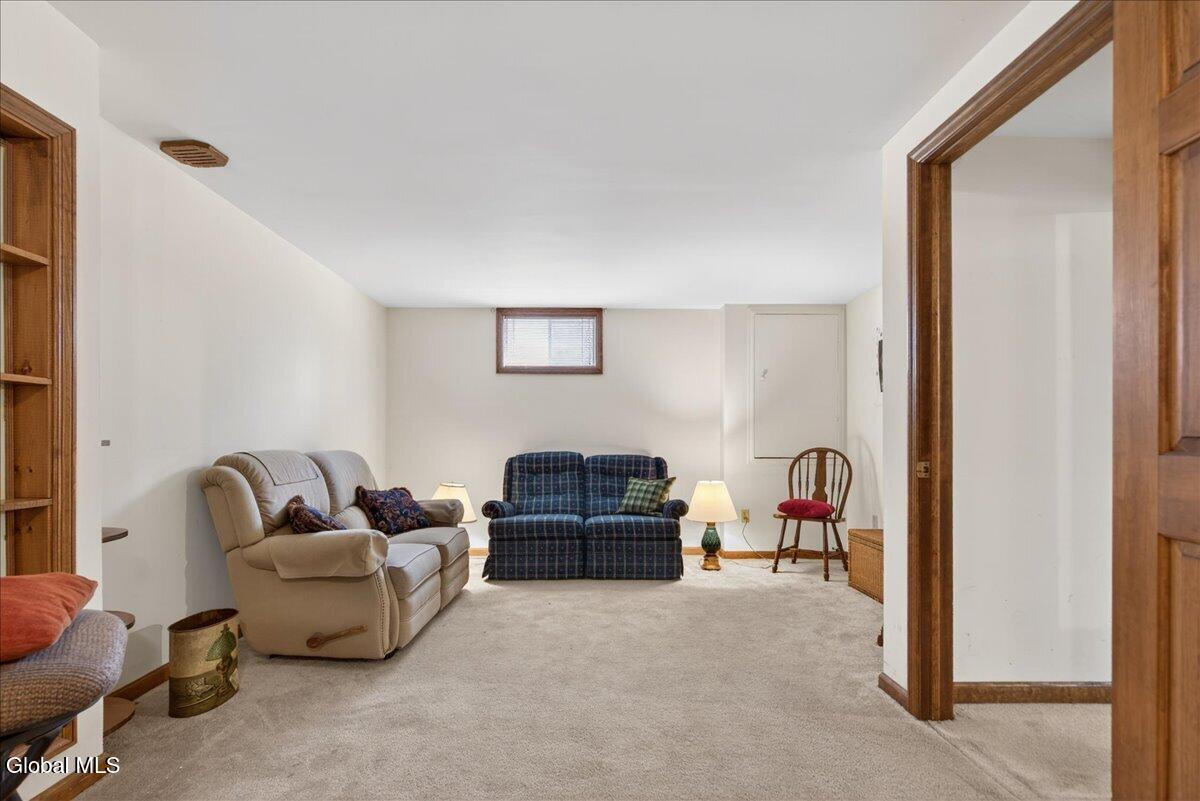10 Timberwick Drive Clifton Park NY 12065