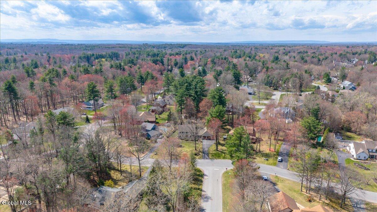 10 Timberwick Drive Clifton Park NY 12065