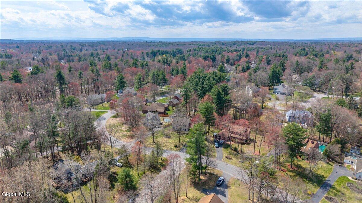 10 Timberwick Drive Clifton Park NY 12065