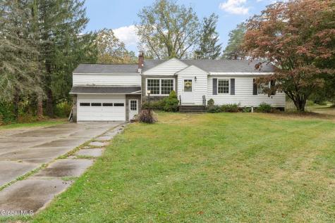 132 Snake Hill Road Glenville NY 12302