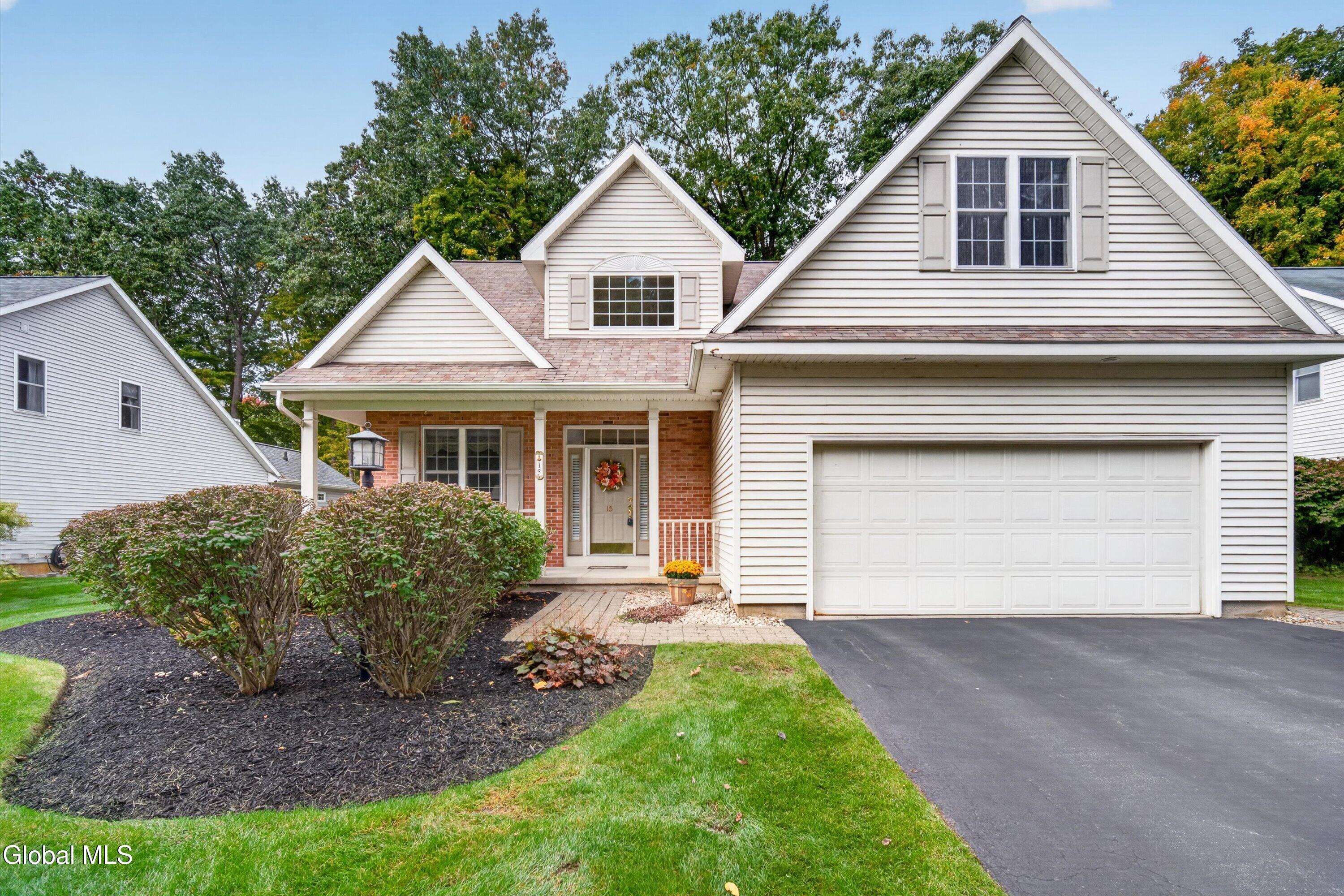 15 Julians Way Saratoga Springs NY 12866