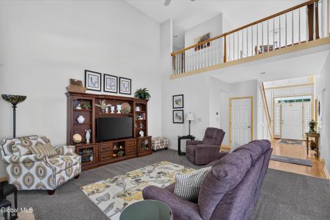 15 Julians Way Saratoga Springs NY 12866