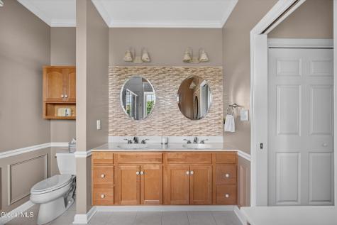 15 Julians Way Saratoga Springs NY 12866