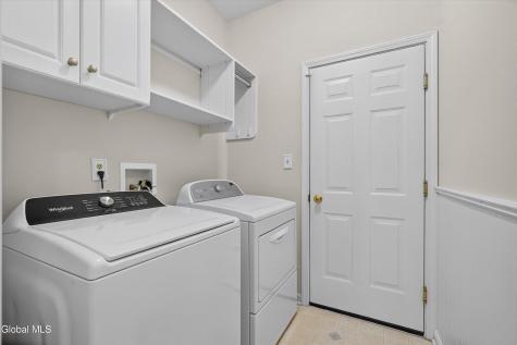 15 Julians Way Saratoga Springs NY 12866