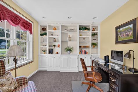 15 Julians Way Saratoga Springs NY 12866