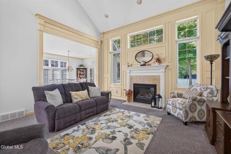 15 Julians Way Saratoga Springs NY 12866