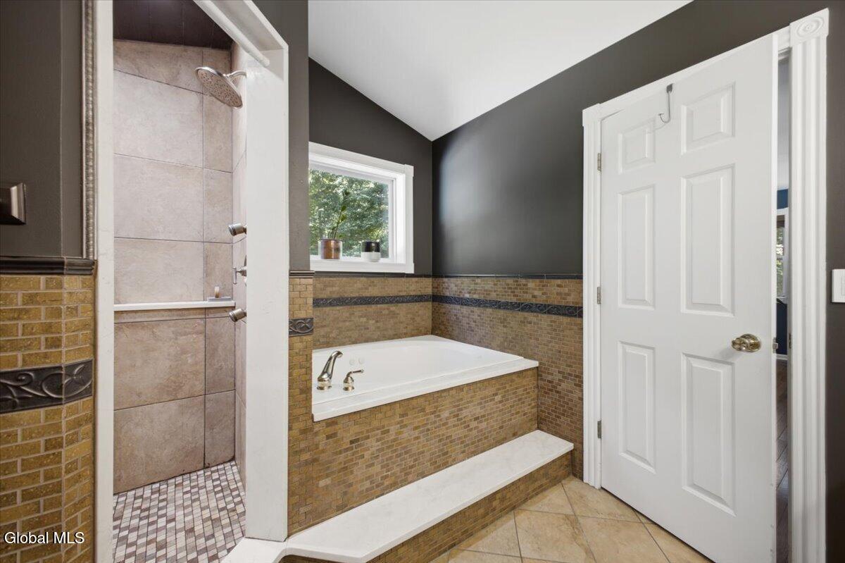 16 White Birch Lane Gansevoort NY 12831