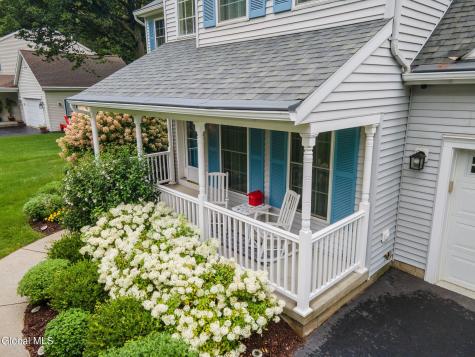 303 Partridgeberry Court Schenectady NY 12303