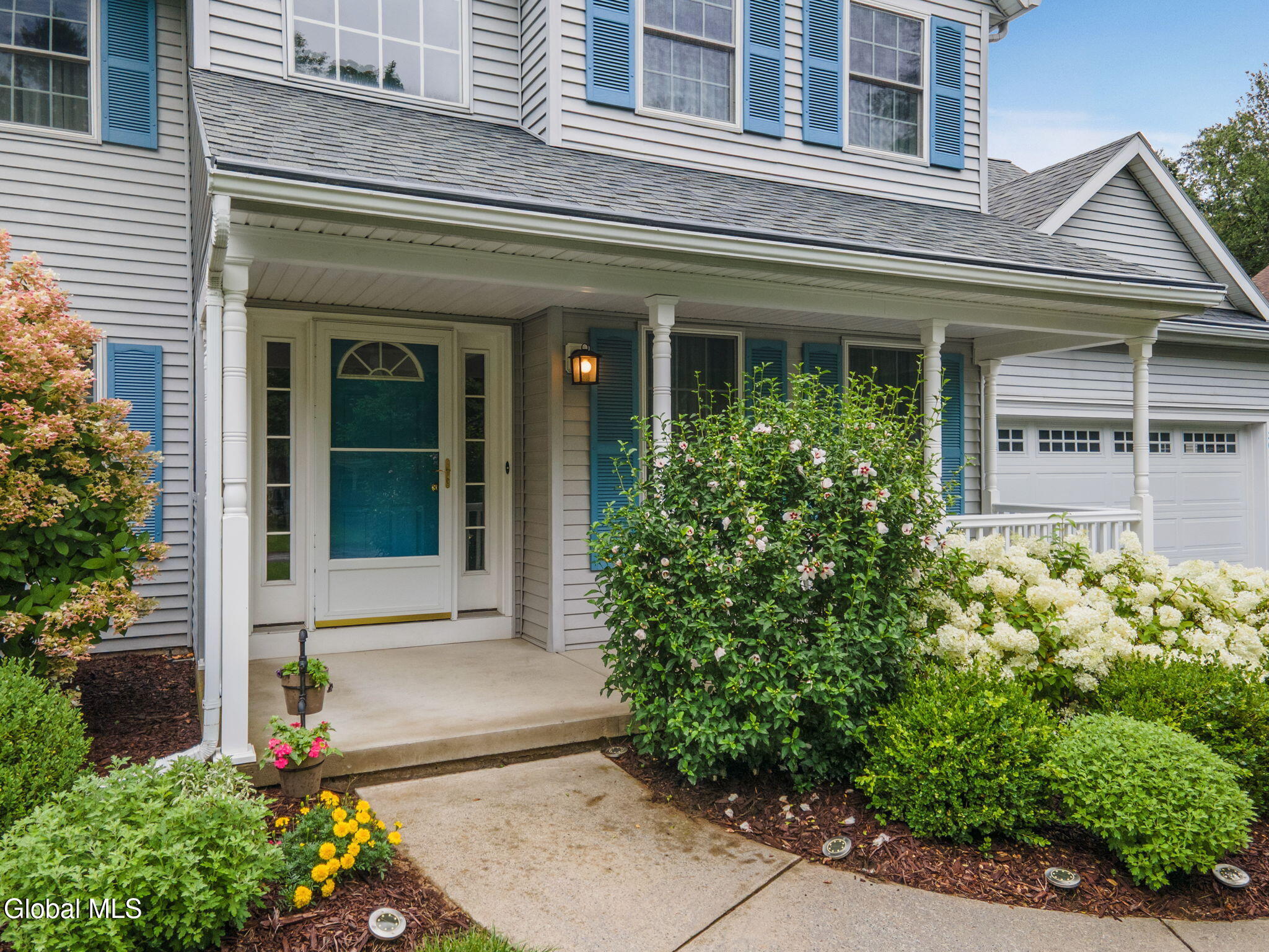 303 Partridgeberry Court Schenectady NY 12303
