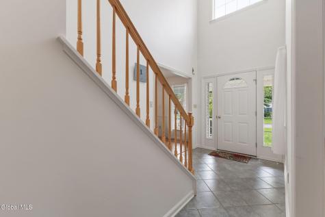 303 Partridgeberry Court Schenectady NY 12303