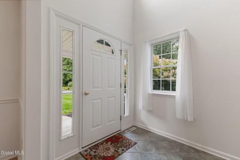 303 Partridgeberry Court Schenectady NY 12303
