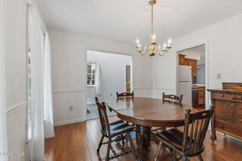 303 Partridgeberry Court Schenectady NY 12303