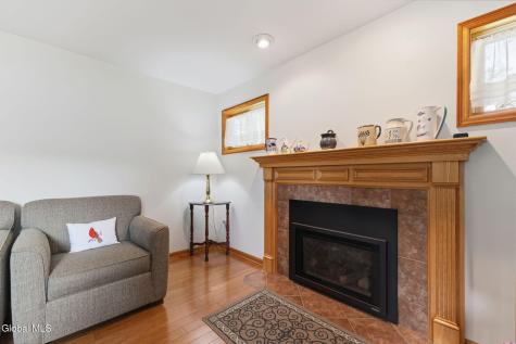 303 Partridgeberry Court Schenectady NY 12303