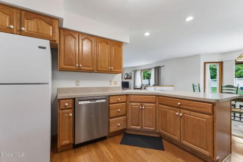 303 Partridgeberry Court Schenectady NY 12303