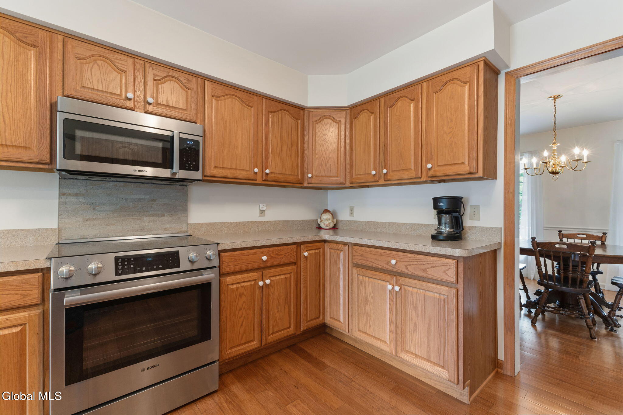303 Partridgeberry Court Schenectady NY 12303
