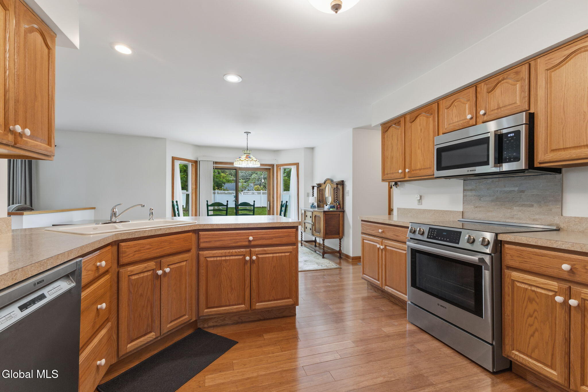 303 Partridgeberry Court Schenectady NY 12303